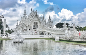 Белый храм Ват Ронг Кхун (White Temple) &mdash; Таиланд | Место № 15