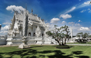 Белый храм Ват Ронг Кхун (White Temple) &mdash; Таиланд | Место № 15