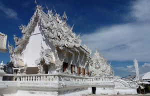 Белый храм Ват Ронг Кхун (White Temple) &mdash; Таиланд | Место № 15