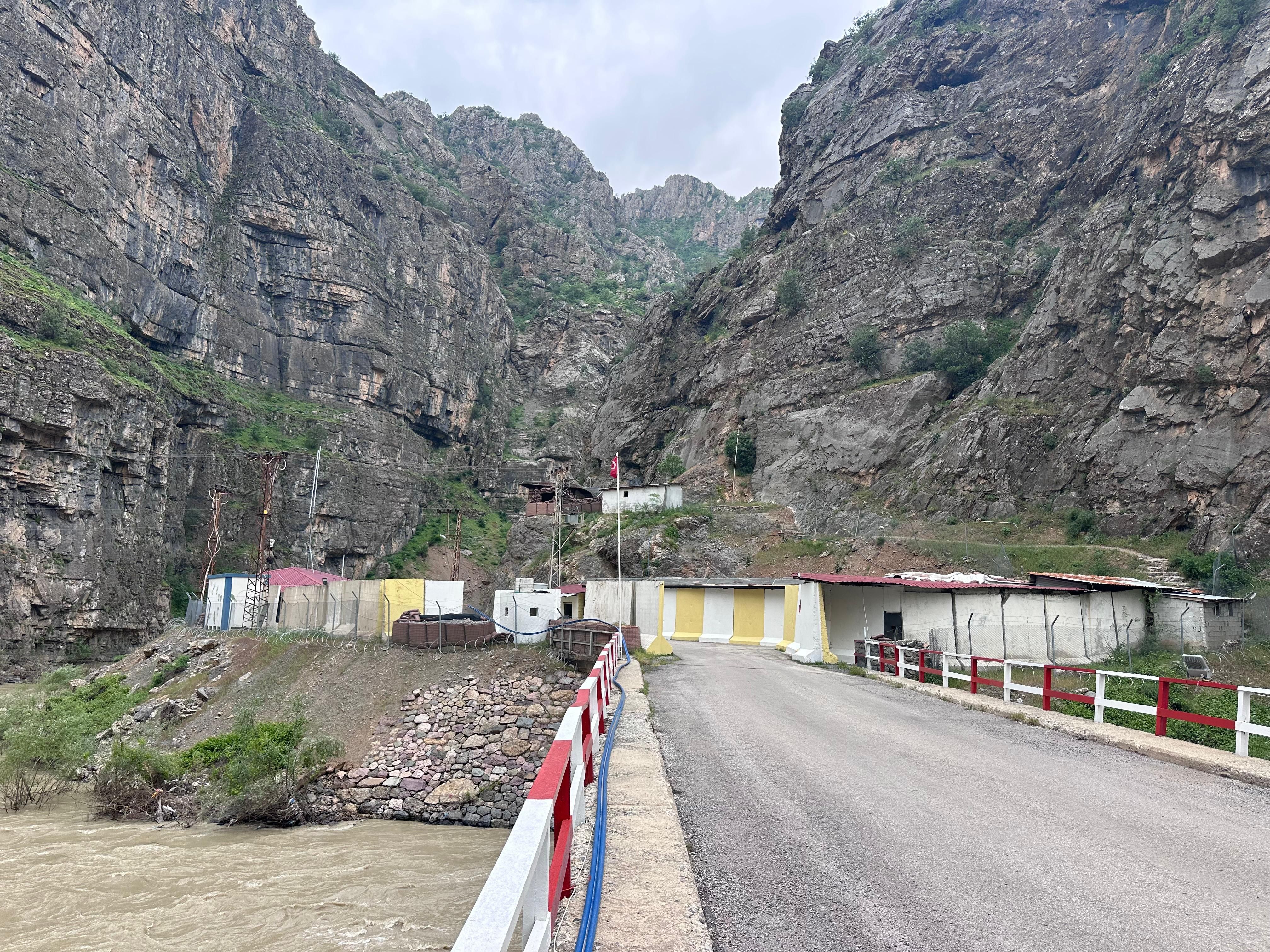Поход в Хаккари &mdash; треккинг в горах Восточной Турции с палатками, водопадами и ледниками 