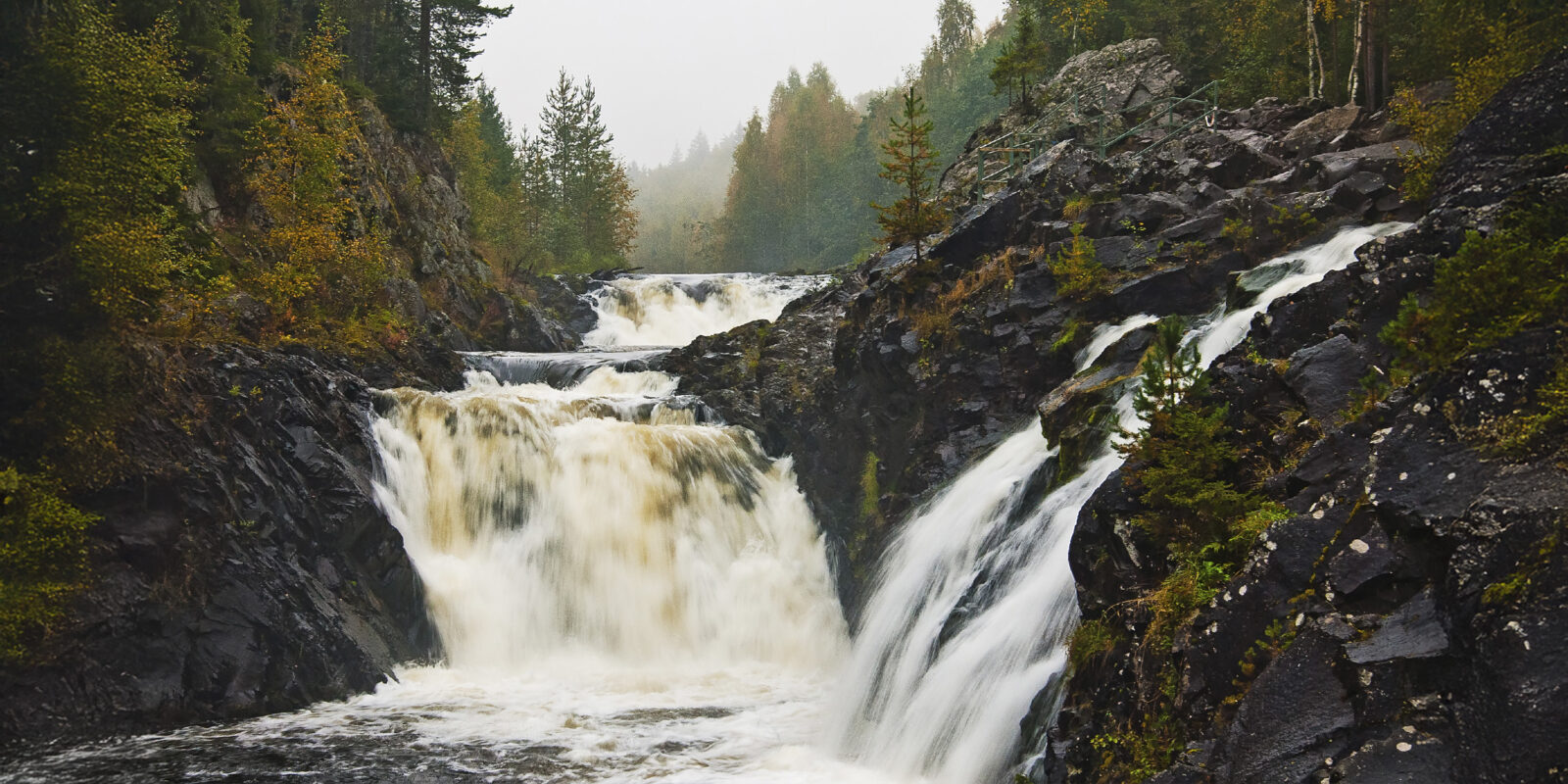 18 самых красивых водопадов России 18 самых красивых водопадов России