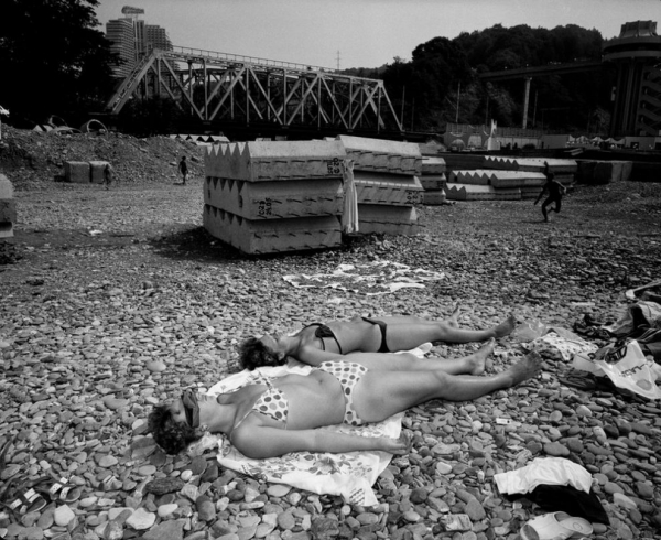 Сочи &mdash; российская ривьера 1988 года в фотографиях Карла де Кейзера