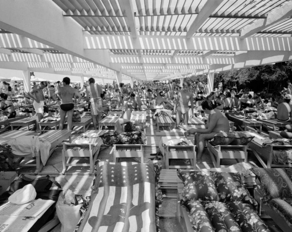 Сочи &mdash; российская ривьера 1988 года в фотографиях Карла де Кейзера